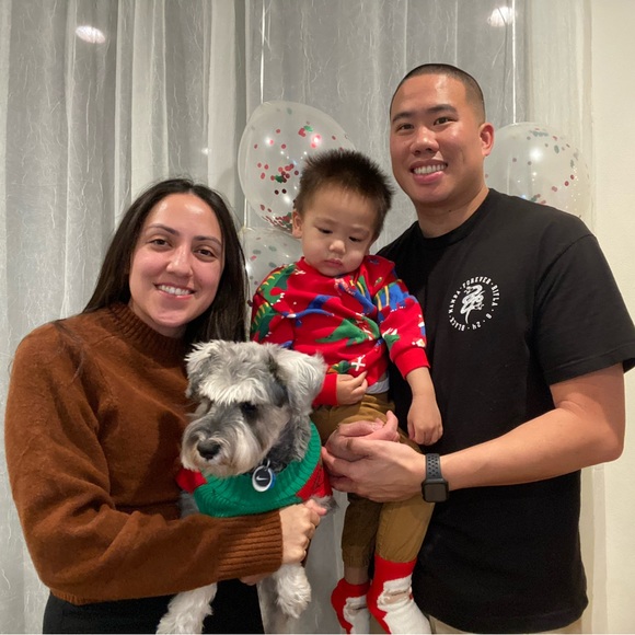 Meet your Posher, Jessica - Picture 2 of 2